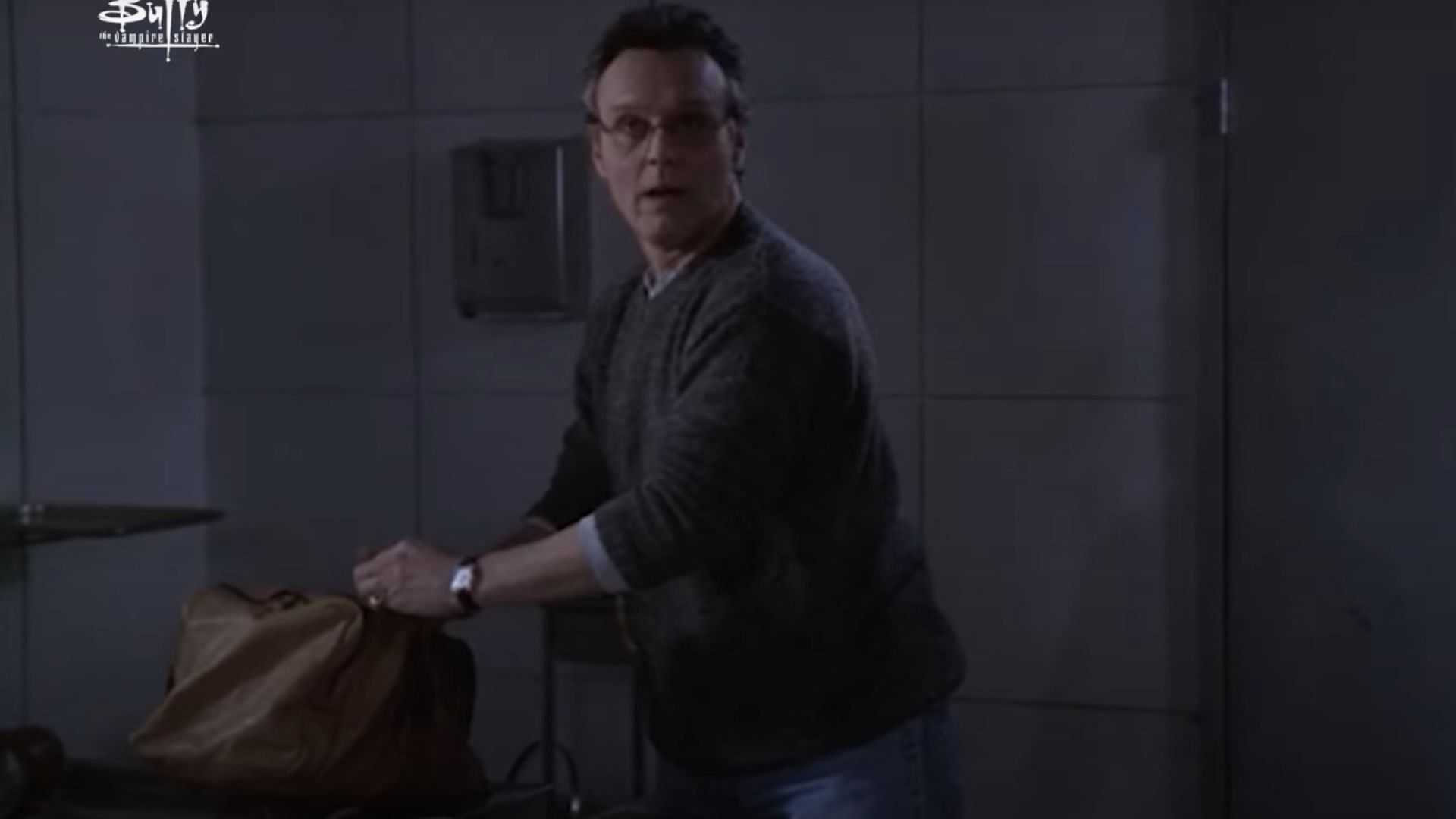 Giles is Buffy's Watcher on the show and helps her fight vampires and demons (Image via YouTube/Hulu)
